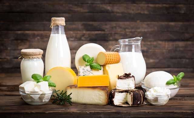 Rich In Vitamin B12: Milk And Yoghurt
