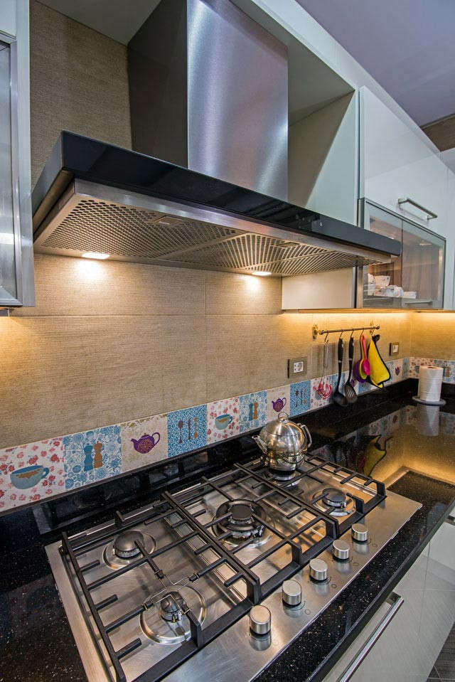 Use of outlet kitchen chimney