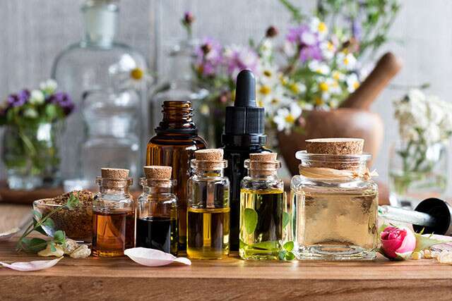 Home Remedies For A Headache: Aromatherapy