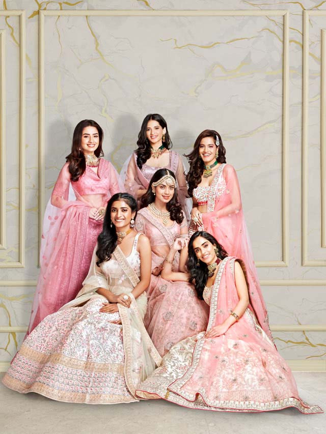 Embrace Mohey's Bridal Couture That's Perfect For The New-Age Brides |  WeddingBazaar