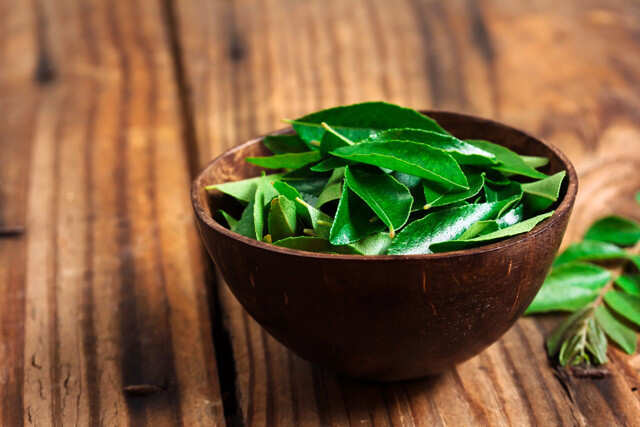 Curry Leaves Oil For Faster Hair Growth