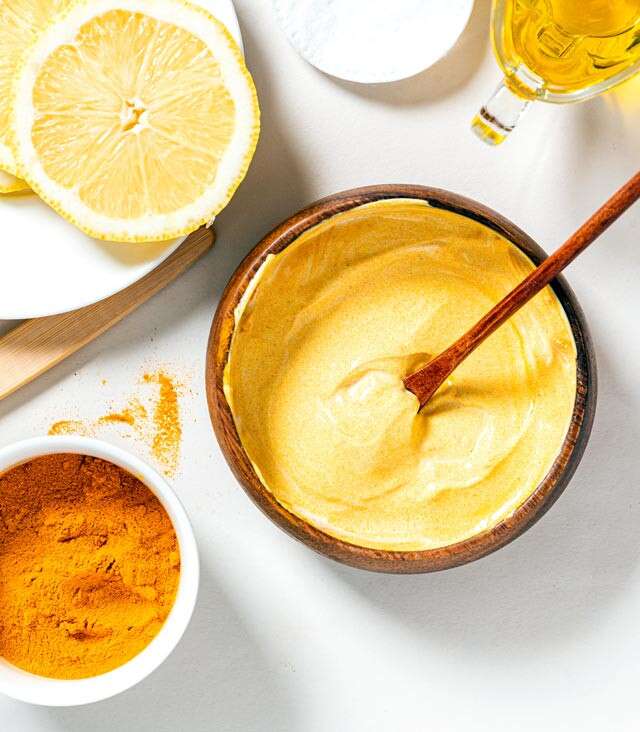 Yoghurt and Turmeric Face Pack For Instant Glow