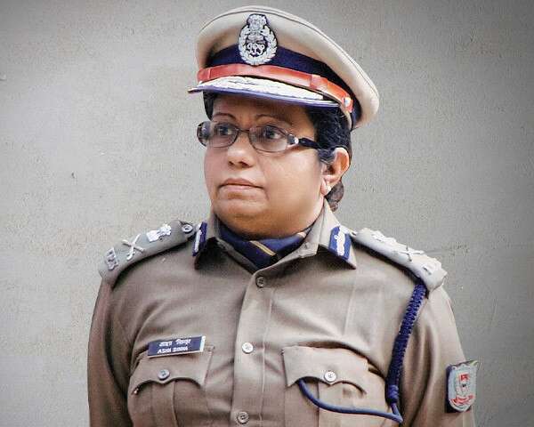 Leading  By Example: IPS Officer Asha Sinha