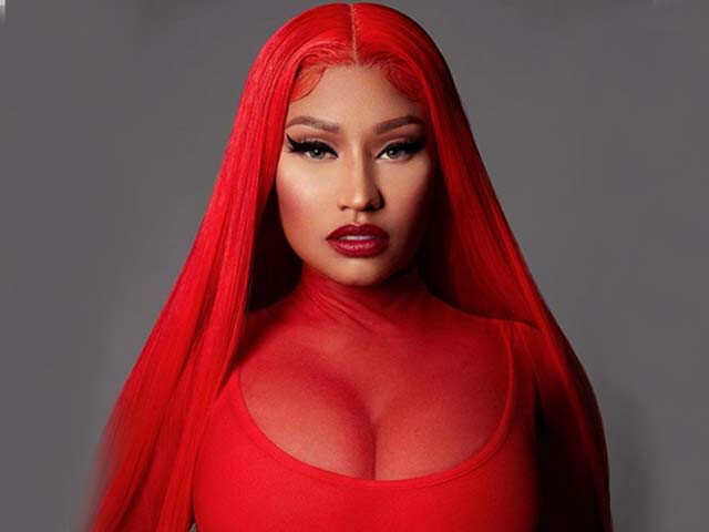 Nicki Minaj's Hairstyles & Hair Colors