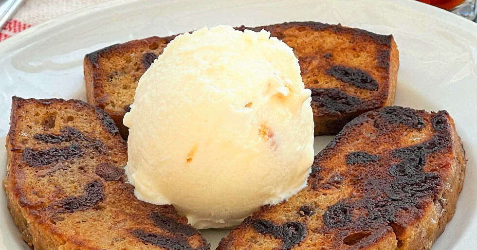 Plum Cake Toast With Ice Cream | Femina.in