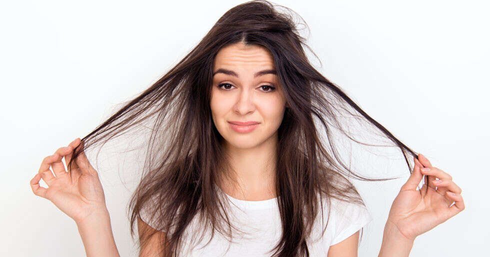 Want To Get Rid Of Dry Hair? Try These Hair Masks At Home | Femina.in