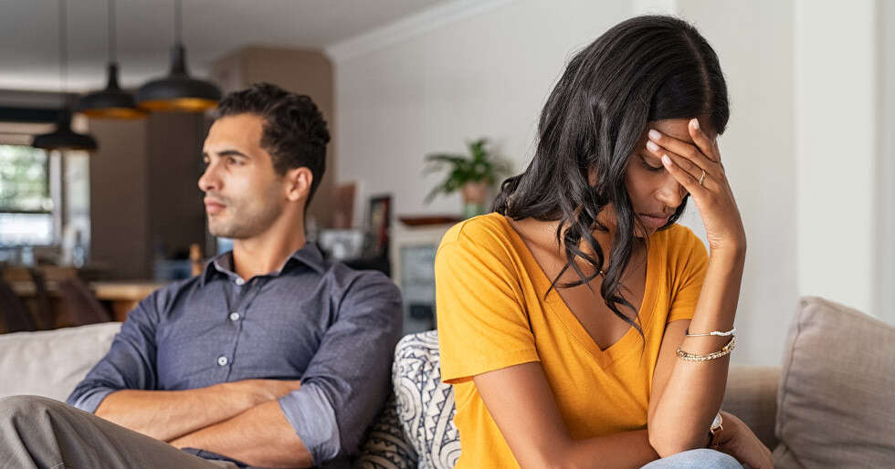 Signs That Prove You Need To Give Your Partner Space - Vimarsana News