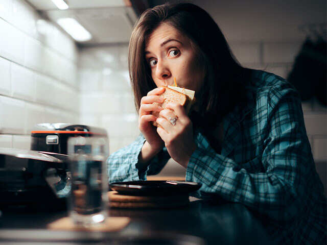 Expert Guide To Curbing Midnight Food Cravings