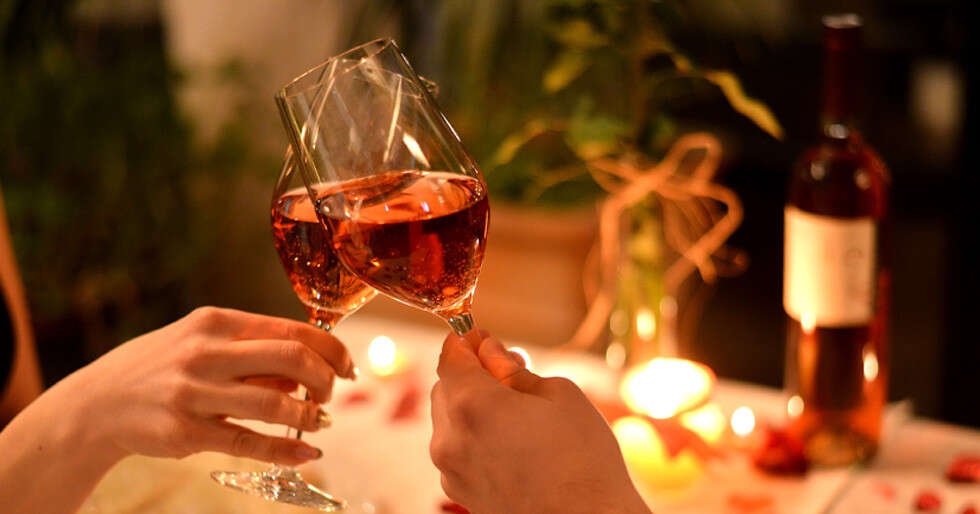 #ValentineDining: Save The Date For These Mumbai Hotspots For Specials - Vimarsana News
