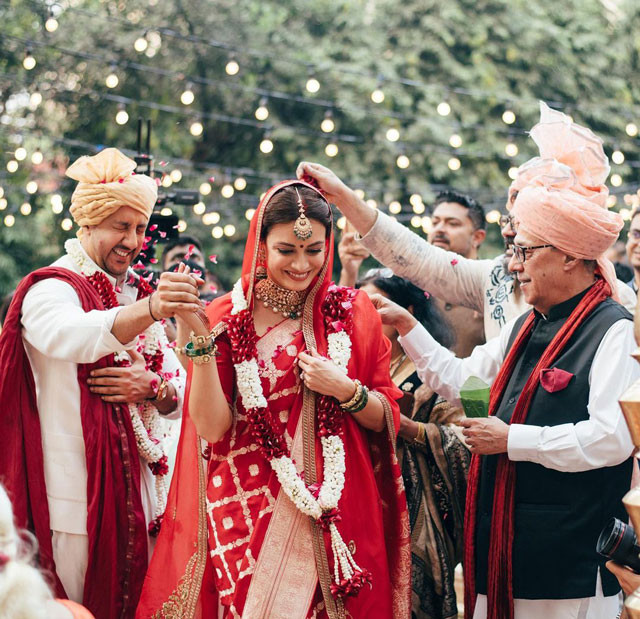 saree wedding look organic banarasi sarees for intimate and big fat indian  weddings lichi silk cheap price best quality saree banarasi silk