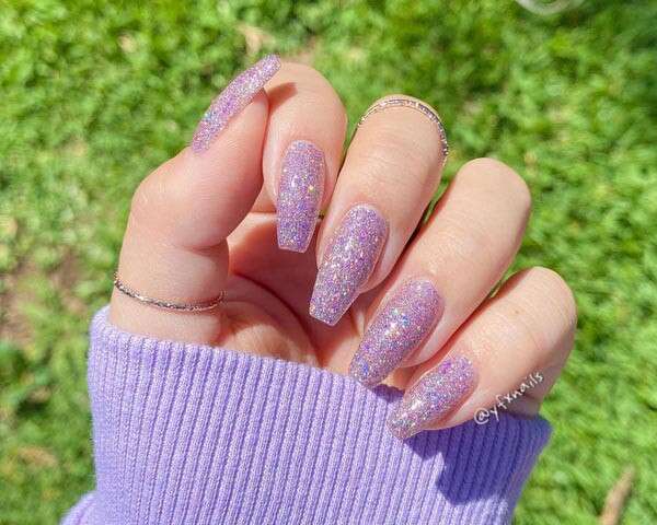 anybody know a clear glitter nail polish like the picture i prefer gel but  im okay with a regular  rNails