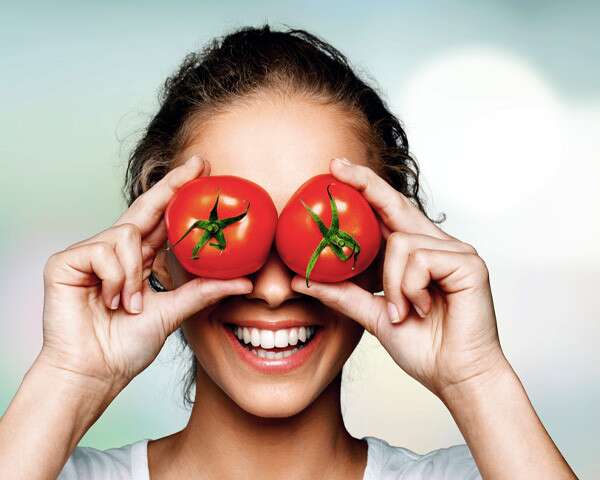 Top 10 Benefits Of Applying Tomato On Your Face