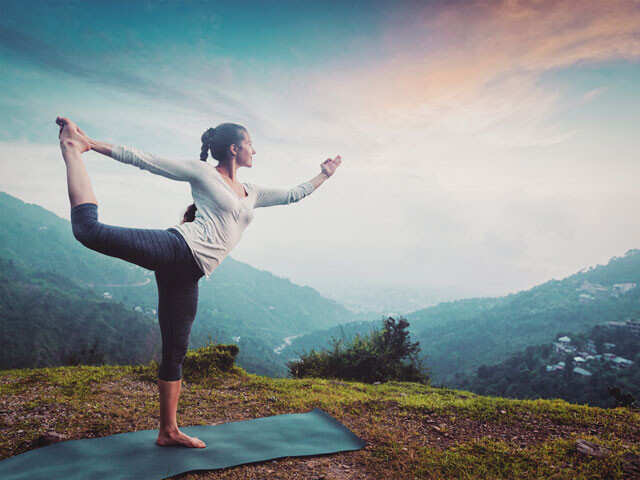 Easy Yoga Poses To Improve Focus And Balance | Femina.in