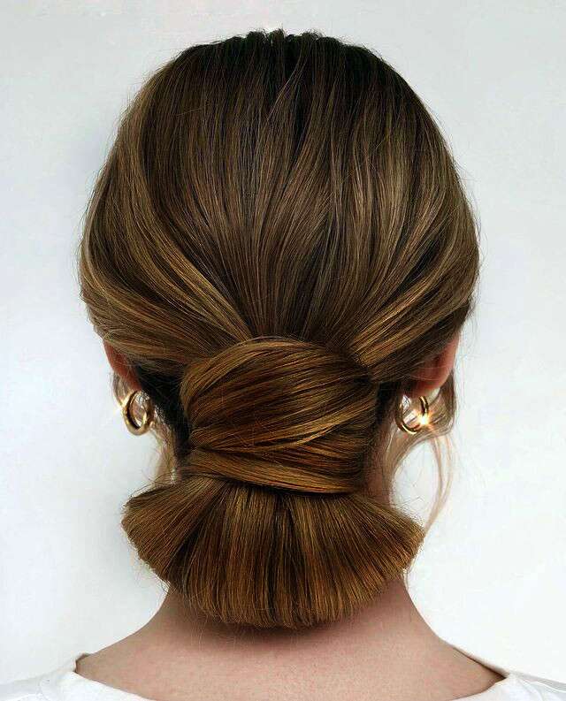 Hooped Low Bun Hairstyle for Saree