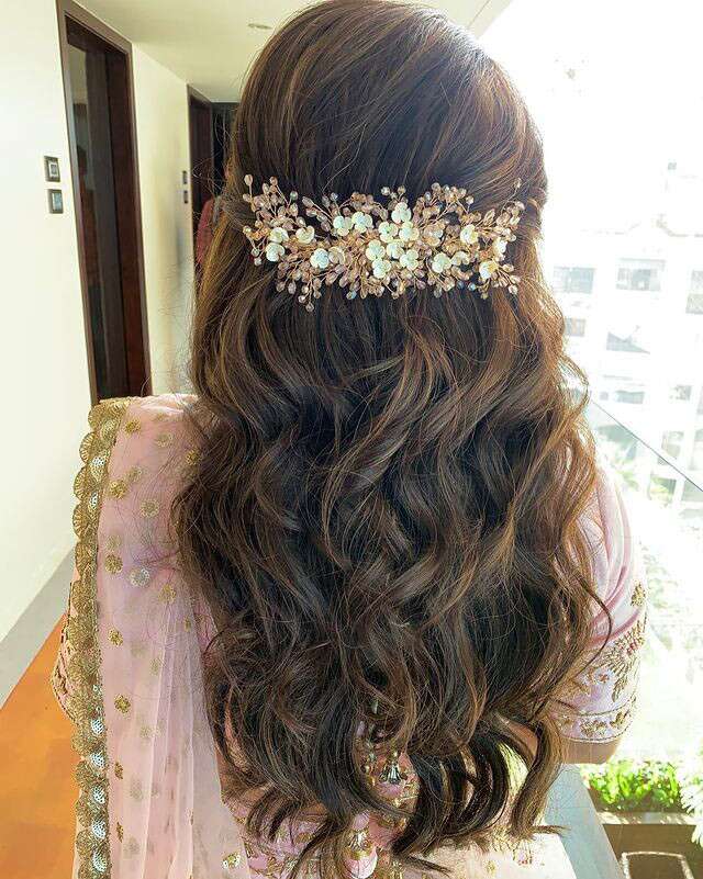 Tousled Curls Hairstyle for Saree