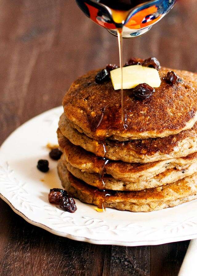 Oatmeal and Raisin Pancakes