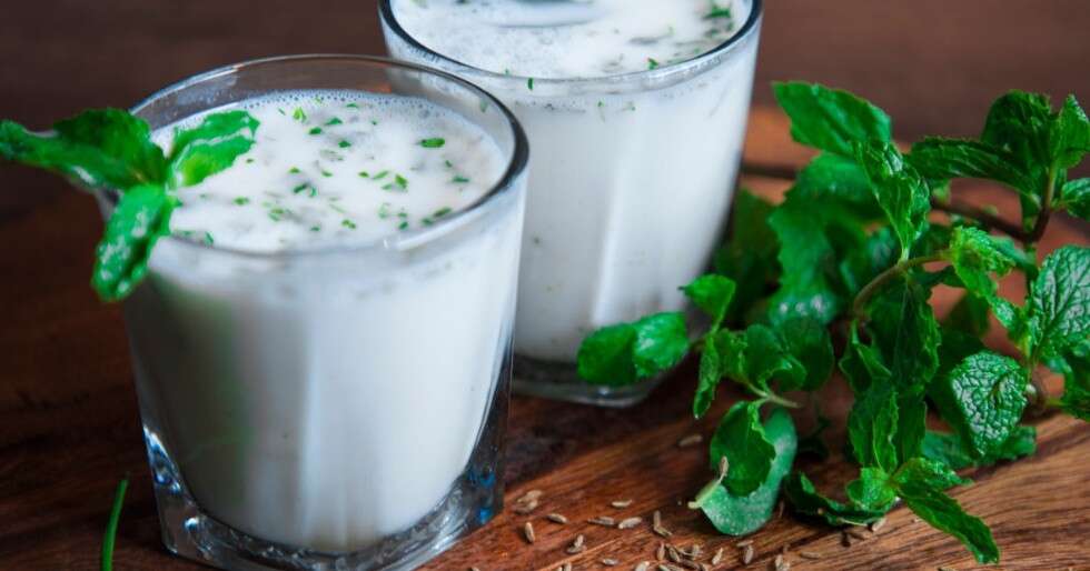 Buttermilk is one of the best probiotic food for gut health.