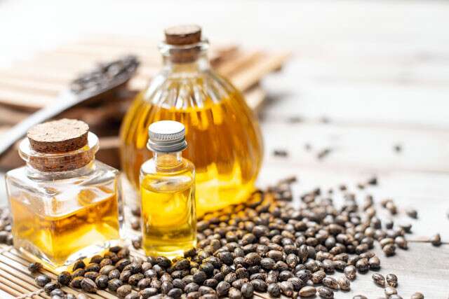 Castor Oil For Hair Growth and Thickness