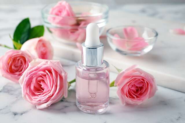 Rose Water Toner For Skin DIY Remedies For One And All Femina.in