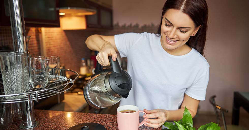 Can You Boil Milk In Electric Kettle? (Answered) Miss Vickie atelier