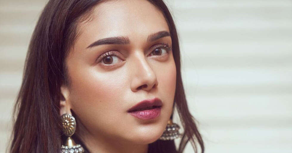 Beauty Lessons To Take Note Of From Aditi Rao Hydari | Femina.in