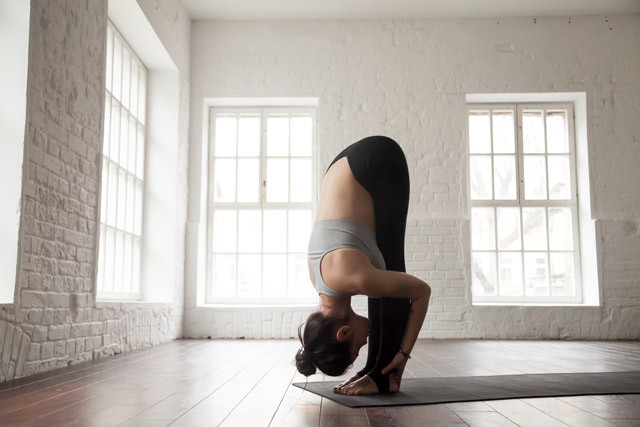 3 Easy Yoga Poses For Weight Loss You Need To Try
