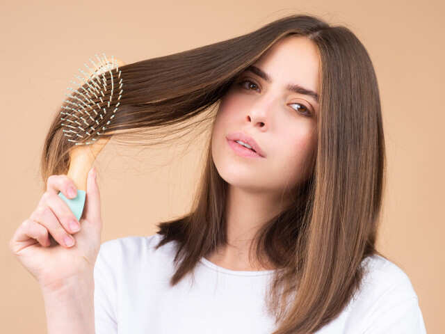 3 Simple  Ways To Tame Frizz & Protect Your Mane This Summer