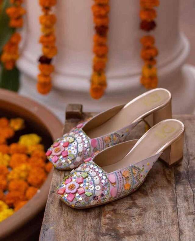 Buy Indifeet – heels for women, stylish latest high block gold formal shoes  design, girls sandals party footwear woman pointed heel sandal wear fashion  fancy toe ladies ethnic medium at Amazon.in