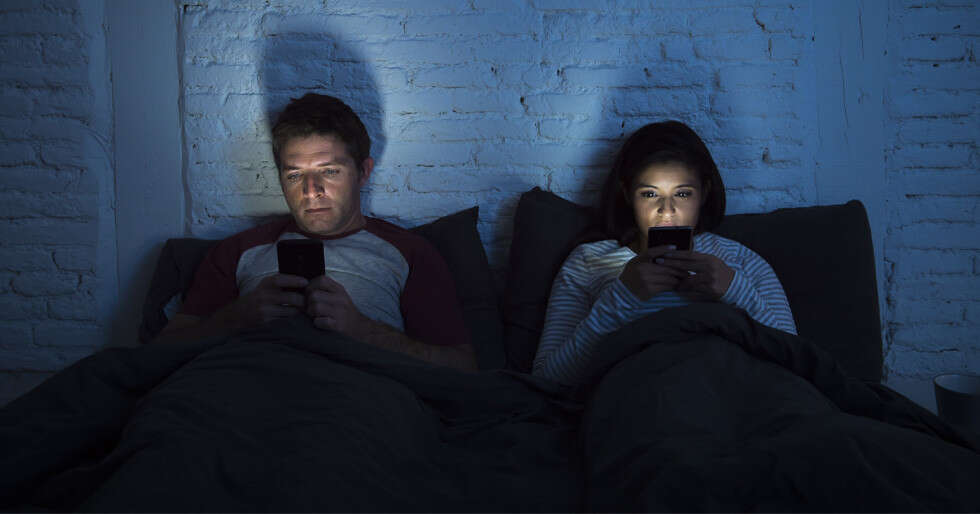 How To Not Let Social Media Hamper Your Relationships | Femina.in