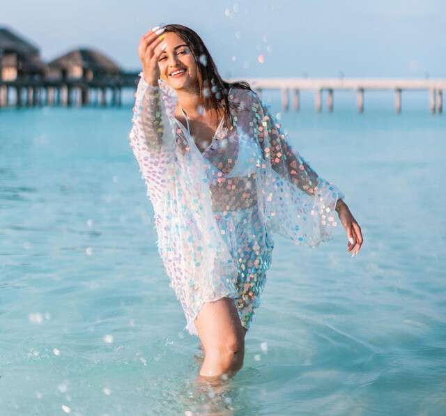 Women, Pack These Outfits For The Beach Vacation | Femina.in