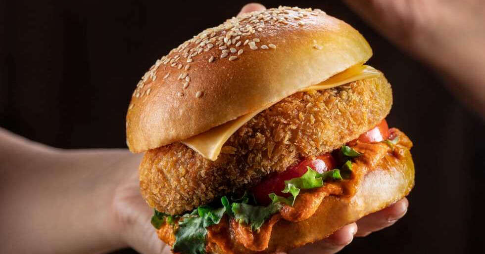 Here's Where To Get Your Burger Fix in Delhi - Vimarsana News
