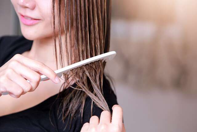 Here Are Some Dos And Don'ts For Your Hair Wash Day 