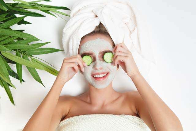 Make a Cucumber Mask After Face Wax