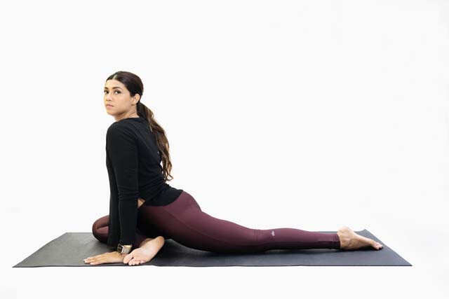 5 YOGA POSES FOR YOUR PERIOD – MAMAtrendy blog