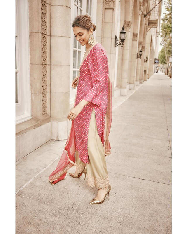 Deepika padukone in clearance kurta