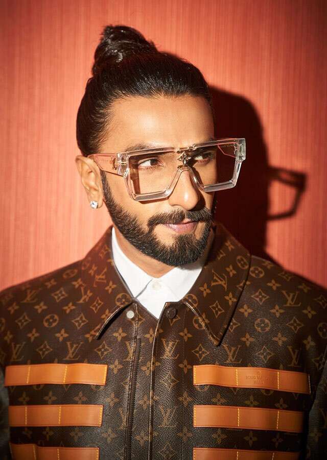 Ranveer Singh's latest photoshoot wows fans; Hansika Motwani says Gully Boy  actor 'can pull off anything' | Bollywood News - The Indian Express