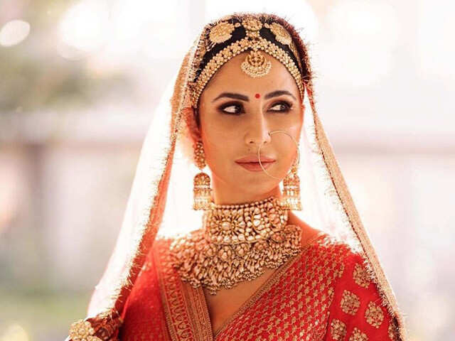 5 Indian Bridal Hairstyles That'll Make You Look Like A Stunner At The  Mandap! - Bewakoof Blog