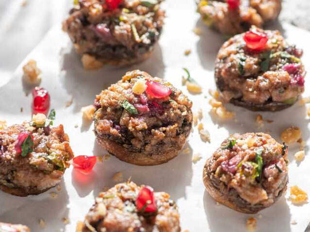 Easy recipes - Walnut Bharwan Mushrooms