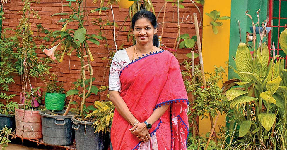 Award-winning Gardener Madhavi Gundikotta Encourages Us To Grow Veggies - Vimarsana News