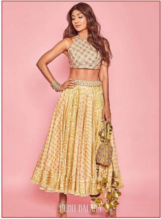 Wearing Lehengas With Cropped Top to Weddings