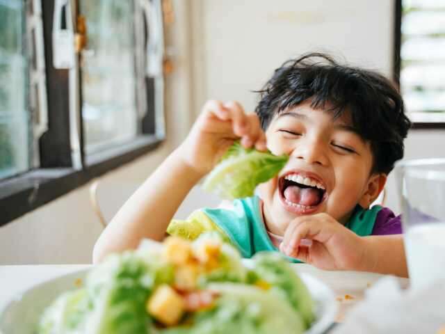 t Food to avoid for children - salad works main
