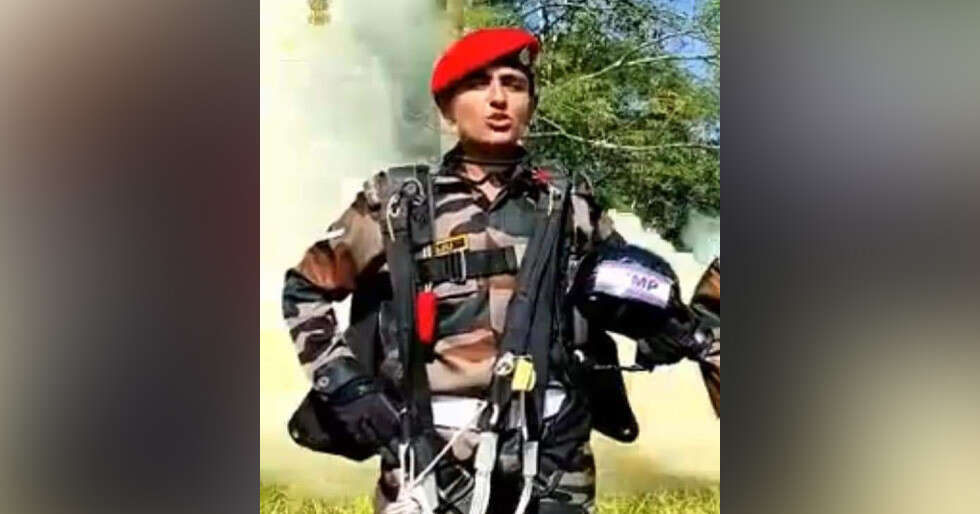 Bravo! Indian Army Gets Its 1st Woman Solider Skydiver, Lance Naik ...