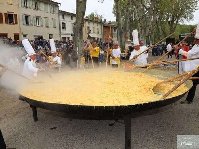 Giant Omelette festival 1