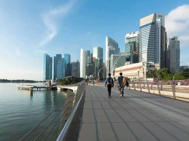 Singapore on a budget - walk a lot