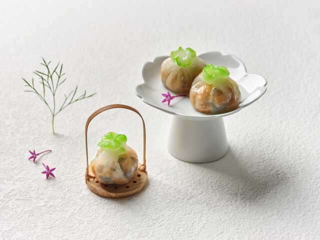 Singapore Vegetarian Must-Tries - Shang Palace - Steamed Crystal Dumplings