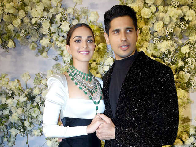 Kiara Advani Channelled Old-World Hollywood Glamour for Her Reception |  