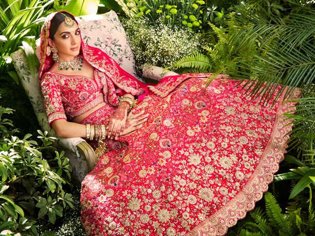 Buy Natural Fawn Lattice Patterned Mirrored Bridal Lehenga Online in the  USA @Mohey - Mohey for Women