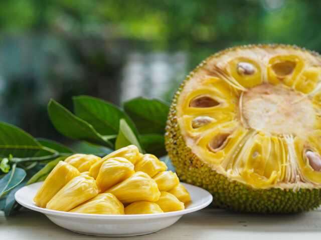 vegan foods that might cause bloating - jackfruit