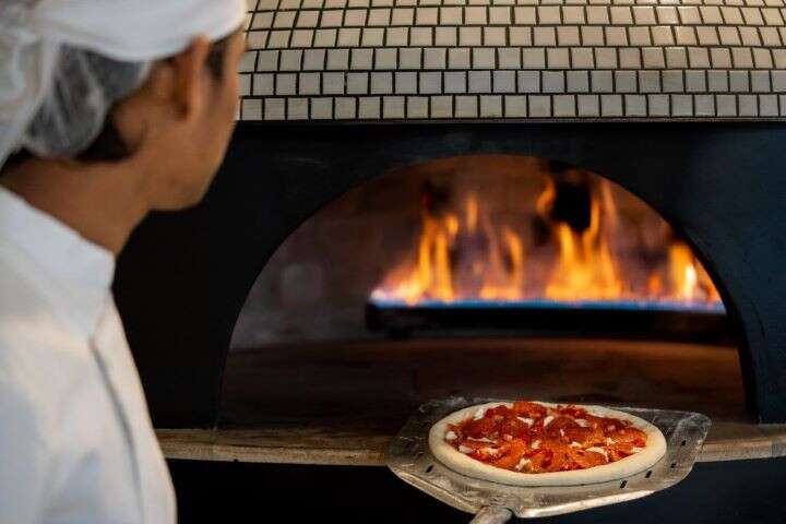 5 great pizza places in Delhi NCR -  Bomba
