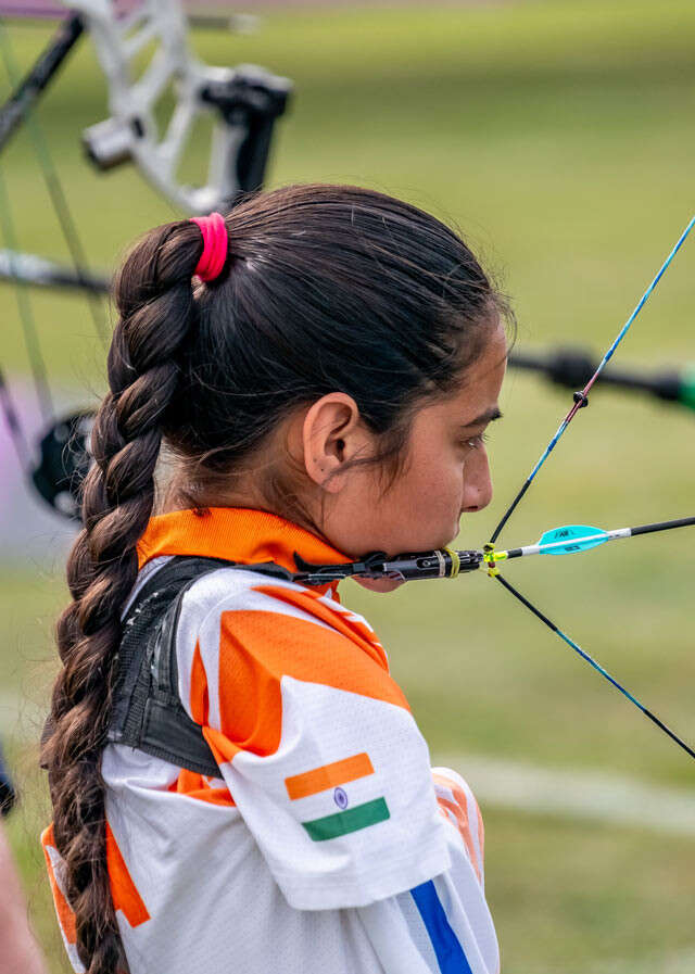 Sheetal Devi Becomes The 1st Armless Archer To Reach Para Worlds Finals 9700